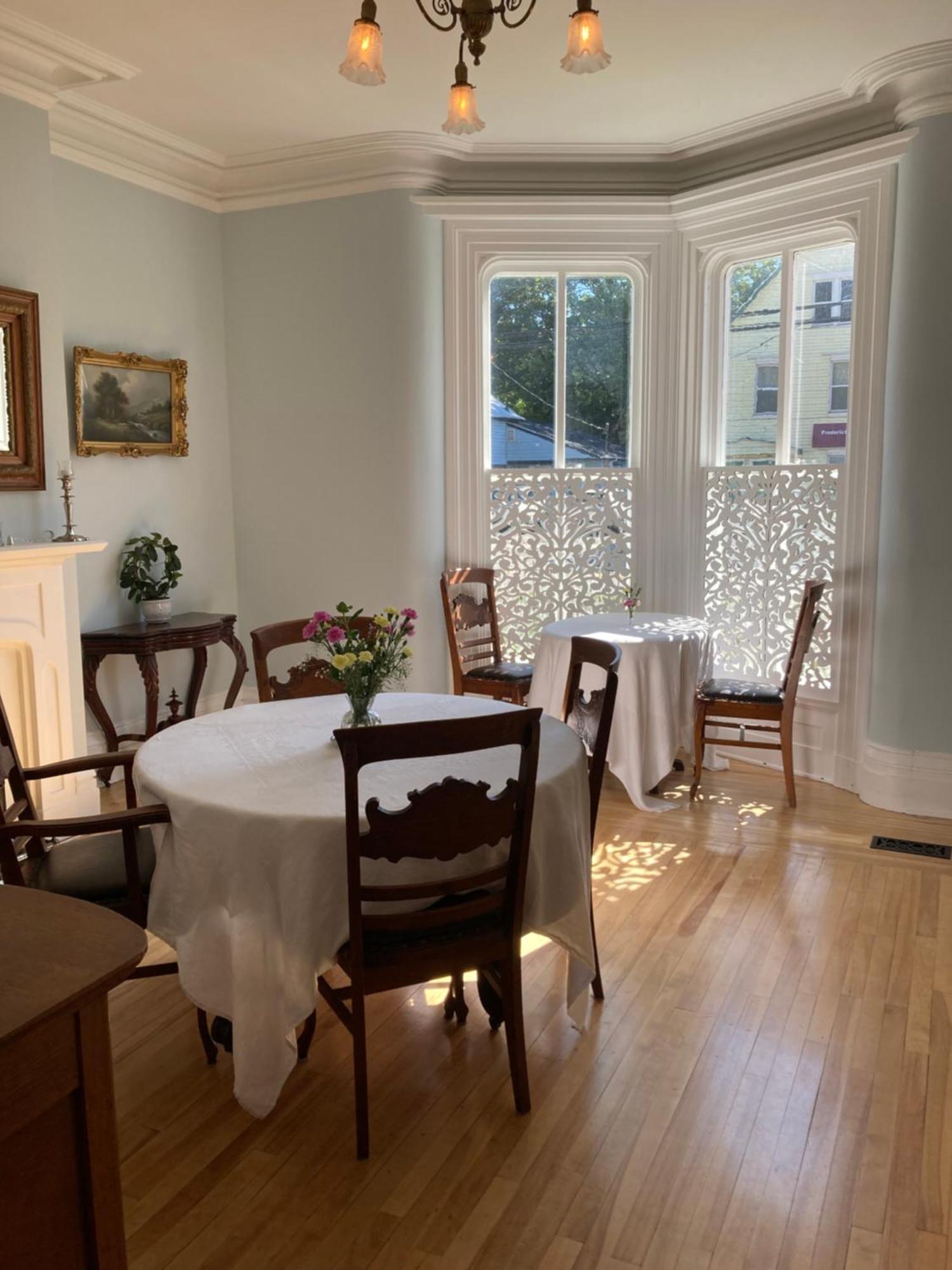 The Red House Fredericton Bed and Breakfast Exteriör bild